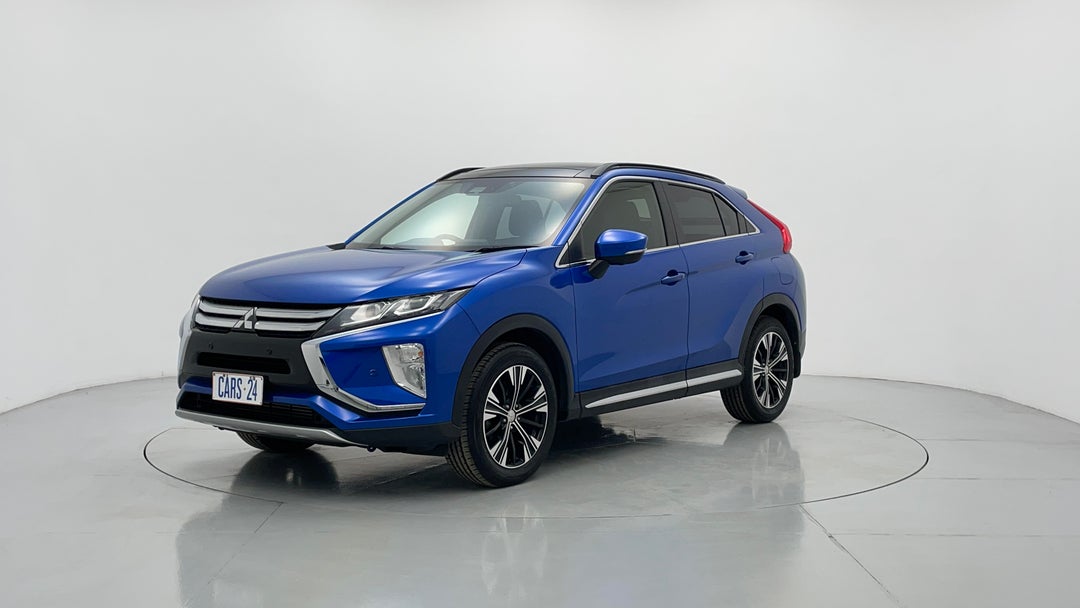 2017 Mitsubishi Eclipse Cross Exceed (2wd), Automatic, 101763 km, Left Front Diagonal (45- Degree) View