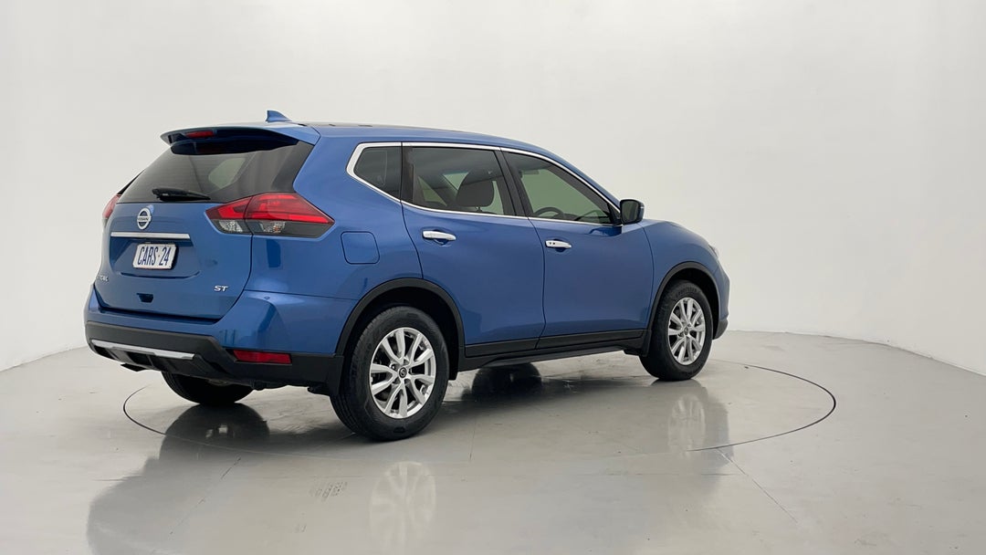 Right Back Diagonal (45- Degree) View