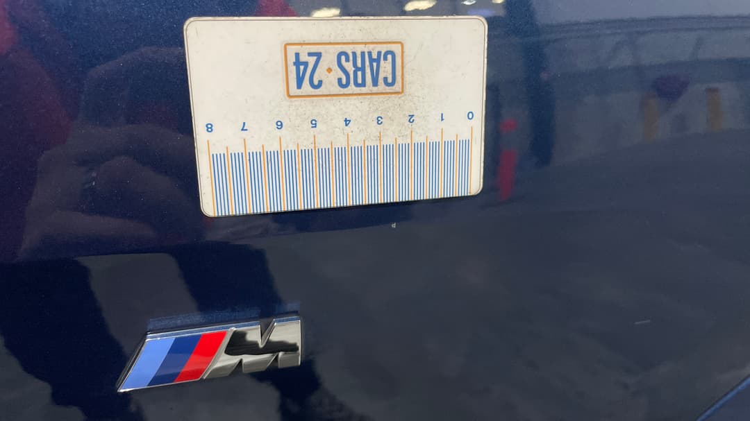 2022 BMW X5 xDrive30d M Sport, Automatic, 69003 km, Quarter Panel Front RHS Guard Chip
