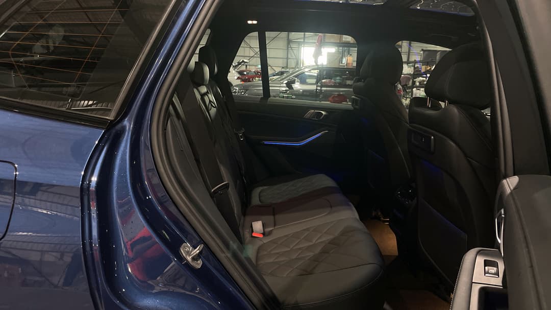 2022 BMW X5 xDrive30d M Sport, Automatic, 69003 km, Right Side Rear Door Cabin View