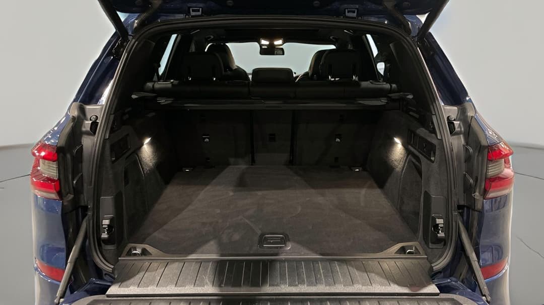 2022 BMW X5 xDrive30d M Sport, Automatic, 69003 km, Boot Inside View
