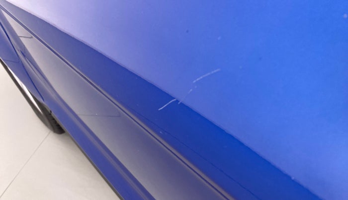 2018 Ford Ecosport 1.5 TITANIUM TI VCT, Petrol, Manual, 12,795 km, Front passenger door - Minor scratches