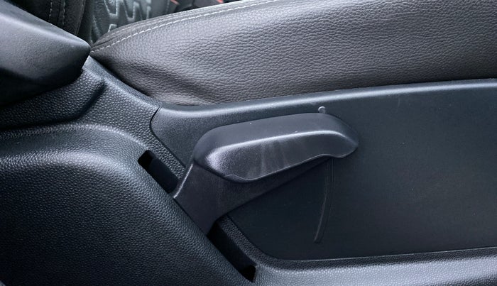 2018 Ford Ecosport 1.5 TITANIUM TI VCT, Petrol, Manual, 12,795 km, Driver Side Adjustment Panel