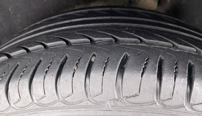 2018 Ford Ecosport 1.5 TITANIUM TI VCT, Petrol, Manual, 12,795 km, Left Rear Tyre Tread