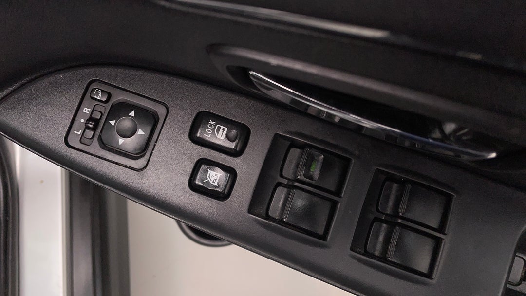 Drivers Side Door Panel Controls