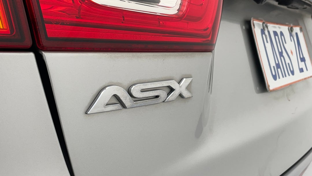 Badge (Boot Left Side)