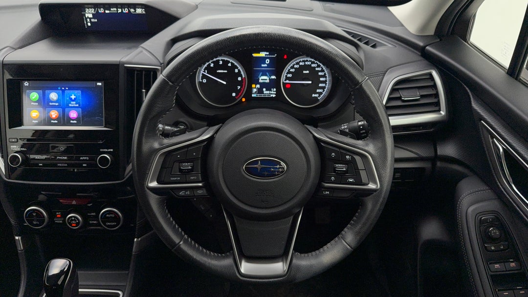 2018 Subaru Forester 2.5i (AWD), Automatic, 99514 km, Steering Wheel Close-up