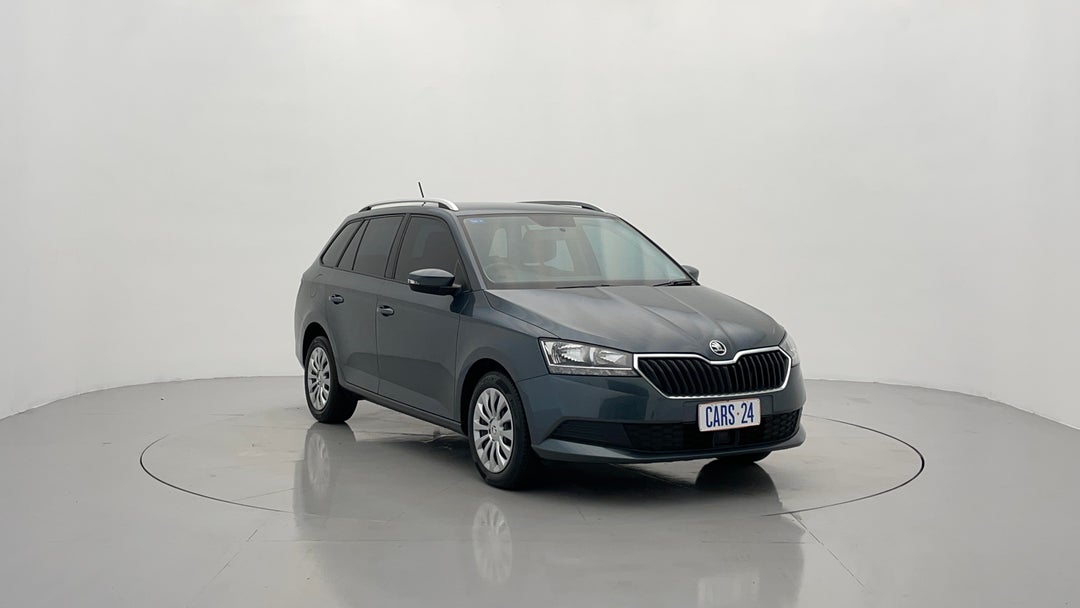 Right Front Diagonal (45- Degree) View