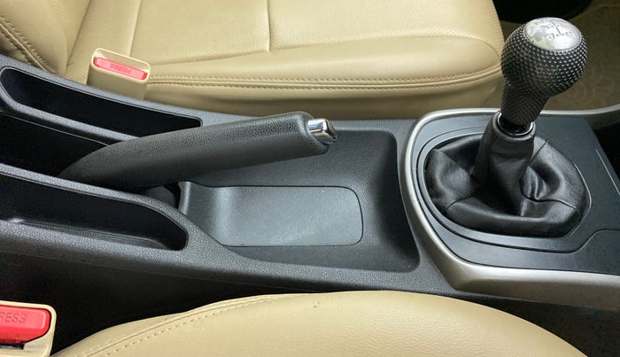 2017 Honda City 1.5L I-VTEC V MT, Petrol, Manual, 71,024 km, Gear Lever
