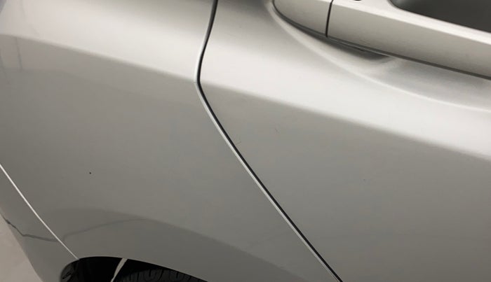 2018 Honda Jazz 1.5L I-DTEC SV, Diesel, Manual, 77,105 km, Right quarter panel - Minor scratches