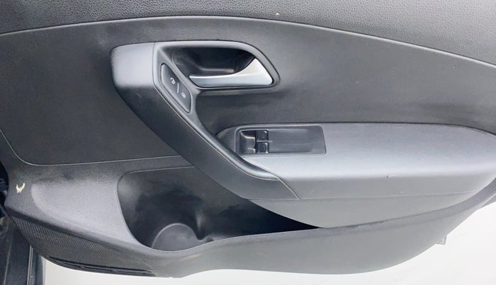 2019 Volkswagen Polo Trendline 1.0 L Petrol, Petrol, Manual, 55,844 km, Driver Side Door Panels Control