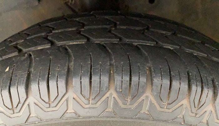 2012 Honda Brio S MT, Petrol, Manual, 91,444 km, Left Front Tyre Tread