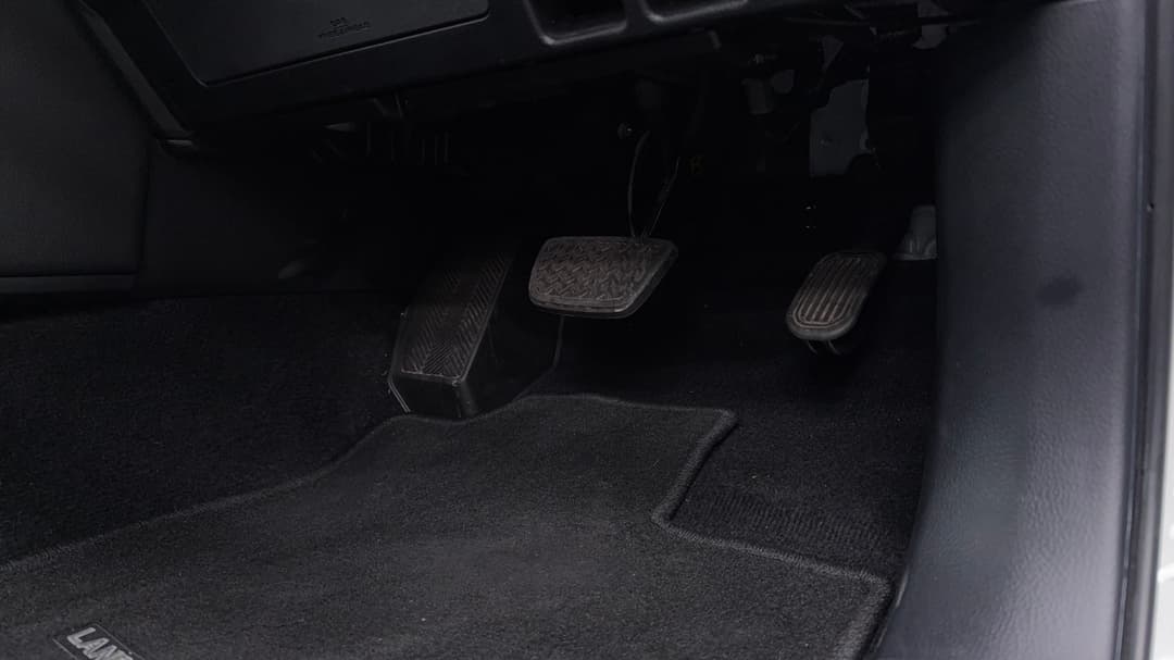 2022 Toyota Landcruiser Prado Vx, Automatic, 53273 km, Pedals and Footmat