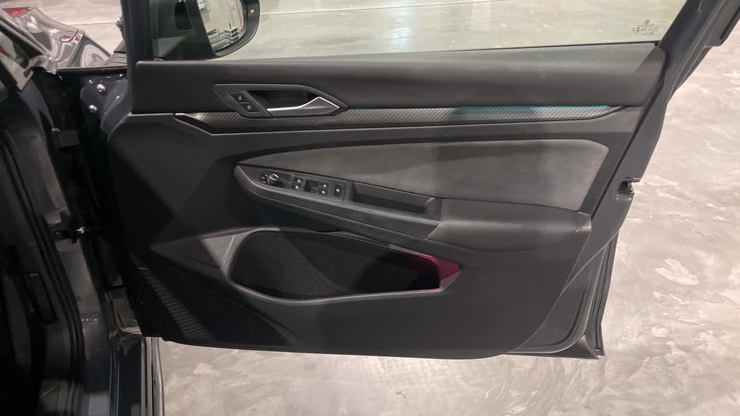 2021 Volkswagen Golf 110tsi R-line, Automatic, 56536 km, Speaker View