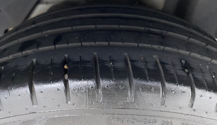 2019 Ford Figo Aspire 1.2 TITANIUM PETROL, Petrol, Manual, 7,756 km, Left Rear Tyre Tread