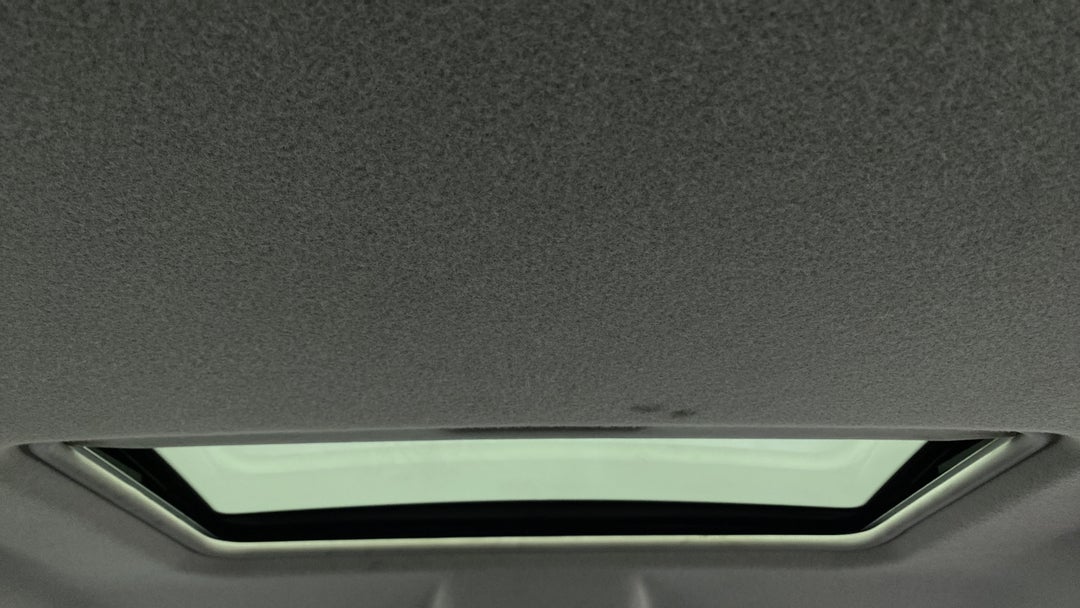 Moonroof/ Sunroof