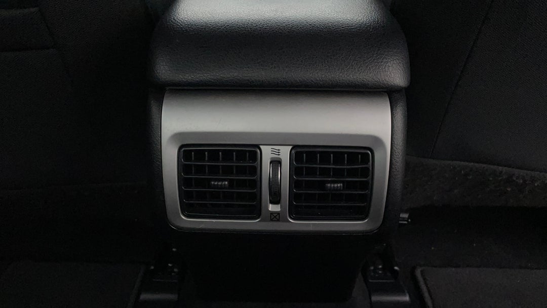 Rear A/C Vent