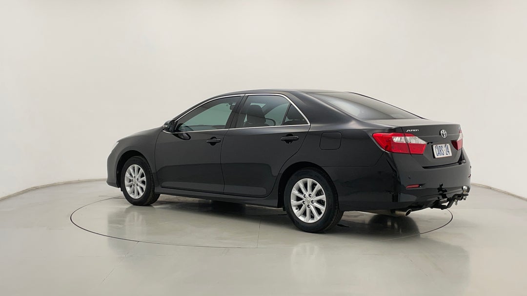 Left Back Diagonal (45- Degree) View