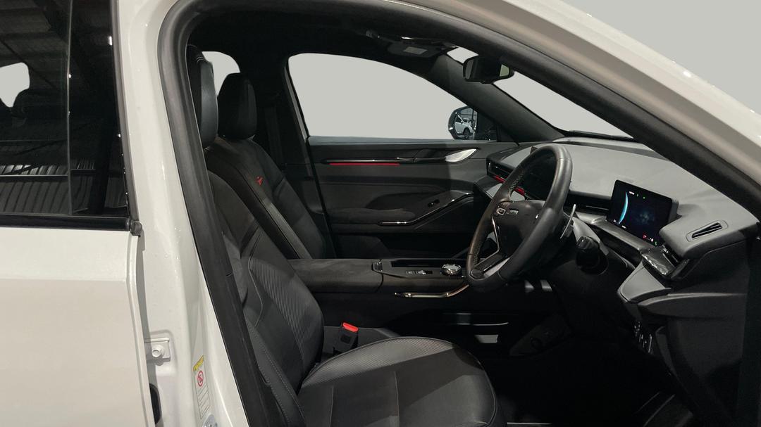 2022 GWM Haval H6gt Ultra (4WD), Automatic, 23569 km, Right Side Front Door Cabin View