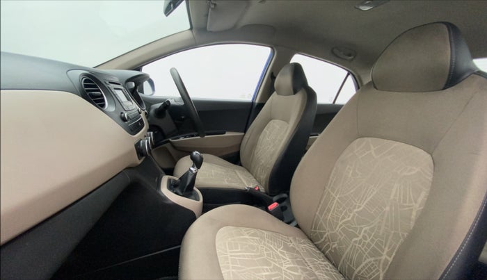 2014 Hyundai Xcent S 1.2, Petrol, Manual, 71,223 km, Right Side Front Door Cabin