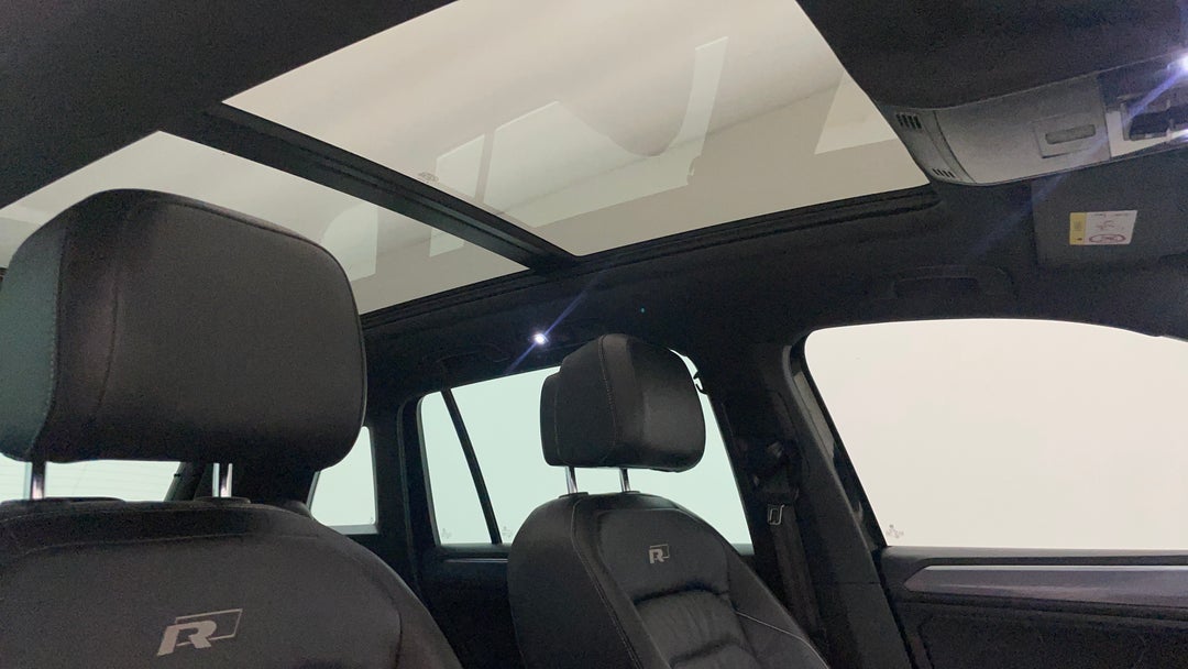 Interior Sunroof/Moonroof