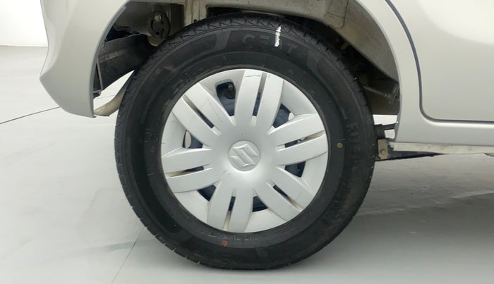 2020 Maruti Alto VXI, Petrol, Manual, 28,696 km, Right Rear Wheel