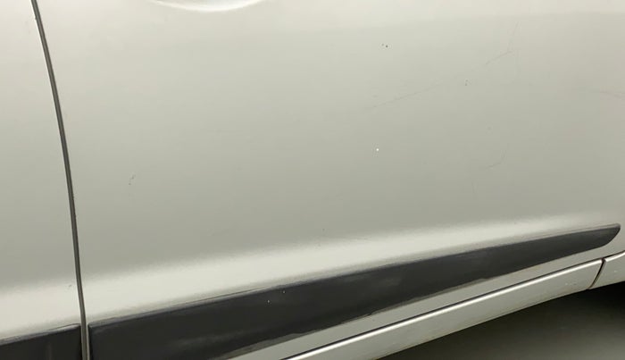 2016 Hyundai Grand i10 ASTA 1.2 KAPPA VTVT, Petrol, Manual, 97,399 km, Driver-side door - Minor scratches