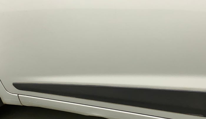 2016 Hyundai Grand i10 ASTA 1.2 KAPPA VTVT, Petrol, Manual, 97,399 km, Rear left door - Minor scratches