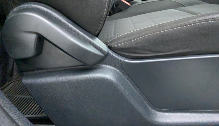 2018 Ford Ecosport 1.5 AMBIENTE TDCI, Diesel, Manual, 28,258 km, Driver Side Adjustment Panel