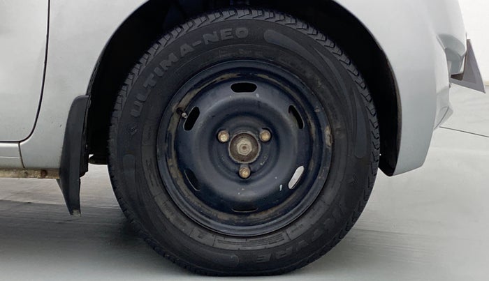 2017 Datsun Redi Go S, Petrol, Manual, 58,378 km, Right Rear Wheel