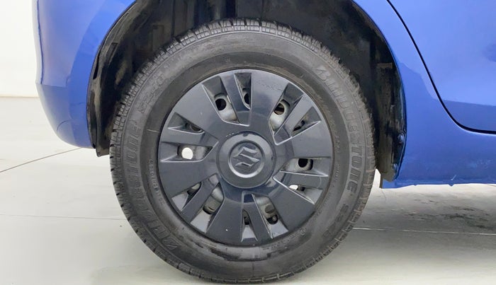 2014 Maruti Swift VXI D, Petrol, Manual, 47,966 km, Right Rear Wheel