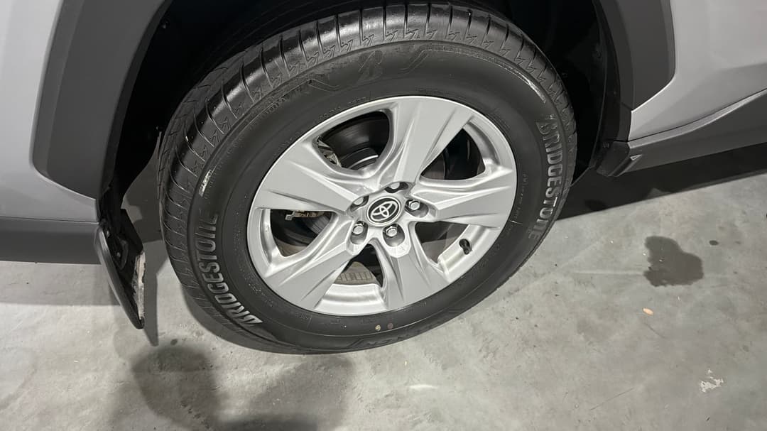 2025 Toyota RAV4 Gx (2WD) Hybrid, Automatic, 19941 km, Right Rear Wheel