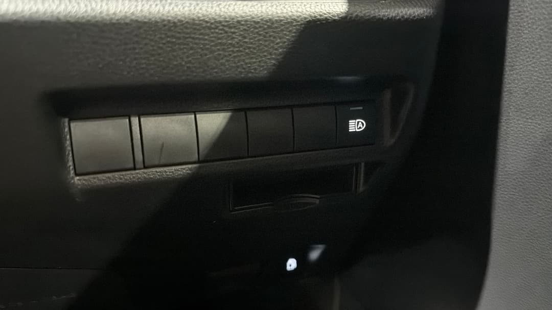 2025 Toyota RAV4 Gx (2WD) Hybrid, Automatic, 19941 km, Utility Switches/Buttons