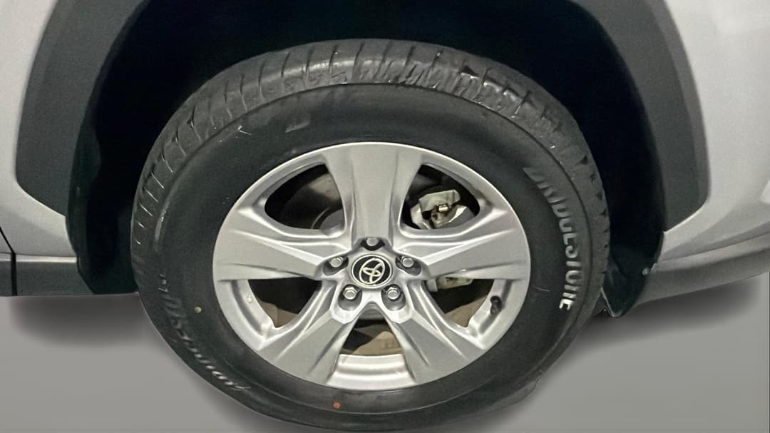 2025 Toyota RAV4 Gx (2WD) Hybrid, Automatic, 19941 km, Right Front Wheel