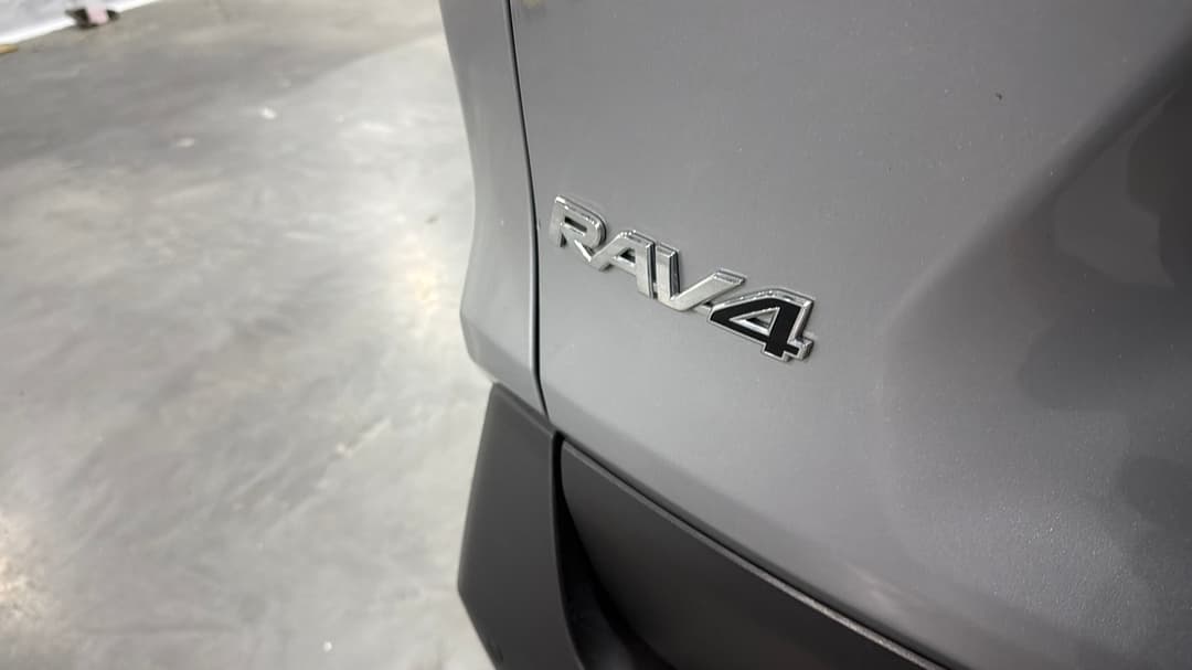 2025 Toyota RAV4 Gx (2WD) Hybrid, Automatic, 19941 km, Badge (Boot Left Side)