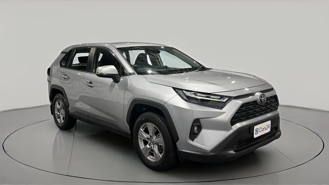 2025 Toyota RAV4 Gx (2WD) Hybrid, Automatic, 19941 km, Right Front Diagonal (45- Degree) View