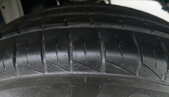 2020 Maruti Alto LXI, Petrol, Manual, 9,469 km, Left Rear Tyre Tread