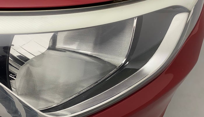 2016 Hyundai Elite i20 SPORTZ 1.2, Petrol, Manual, 39,004 km, Right headlight - Minor scratches