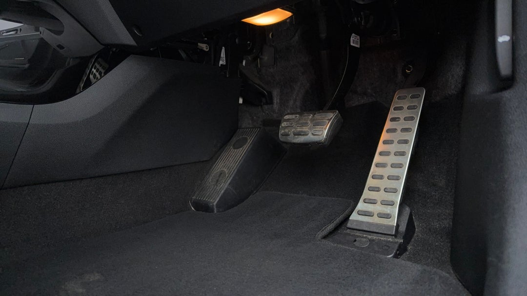 2019 Kia Sorento Gt-line (4x4), Automatic, 93462 km, Pedals and Footmat