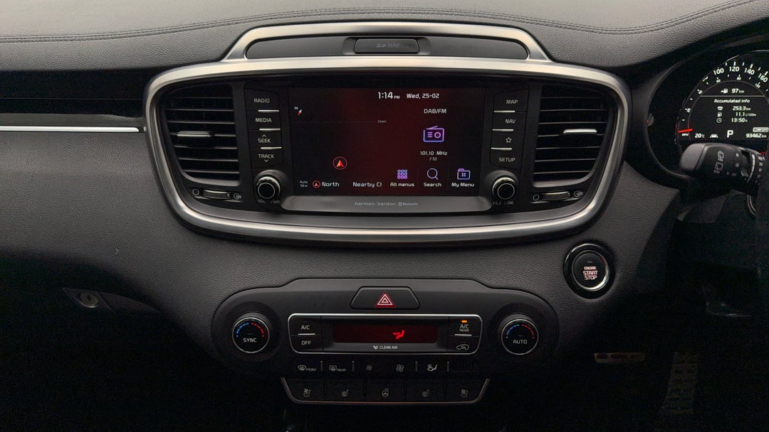 2019 Kia Sorento Gt-line (4x4), Automatic, 93462 km, Center Console