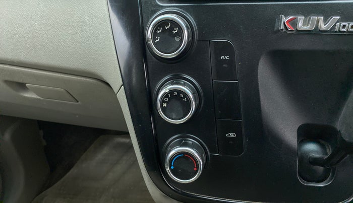 2017 Mahindra Kuv100 K4 6 STR, Petrol, Manual, 49,453 km, AC Unit - Directional switch has minor damage
