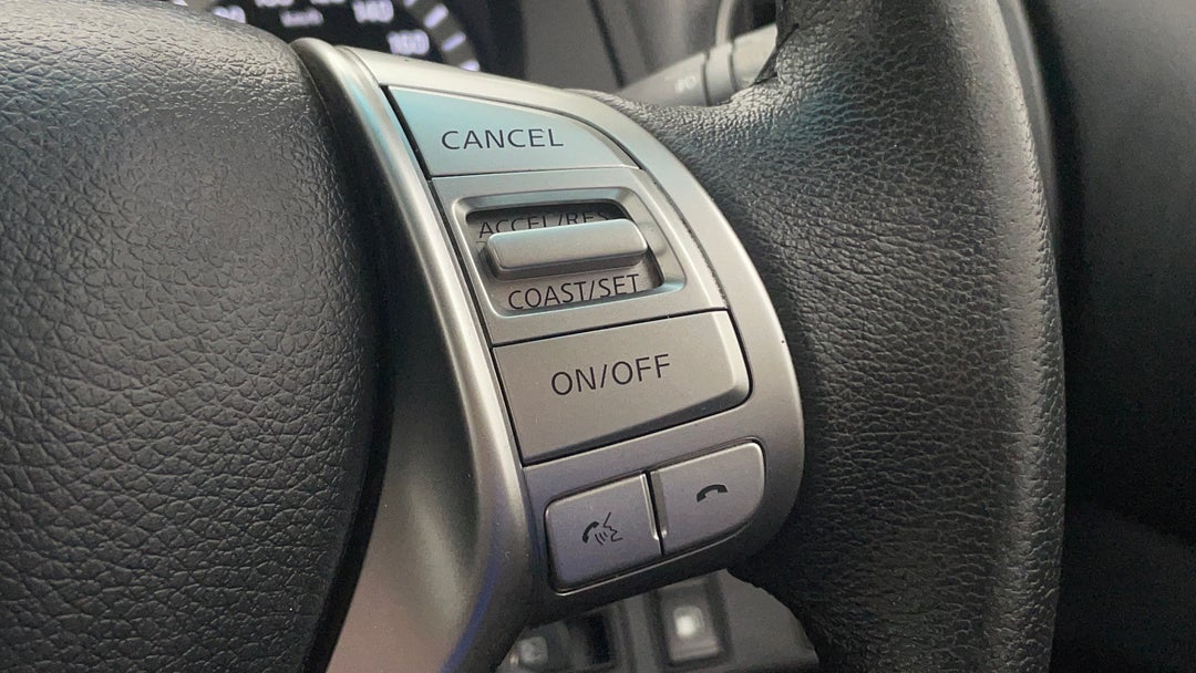 2015 Nissan Navara St (4x4), Automatic, 136655 km, Cruise Control