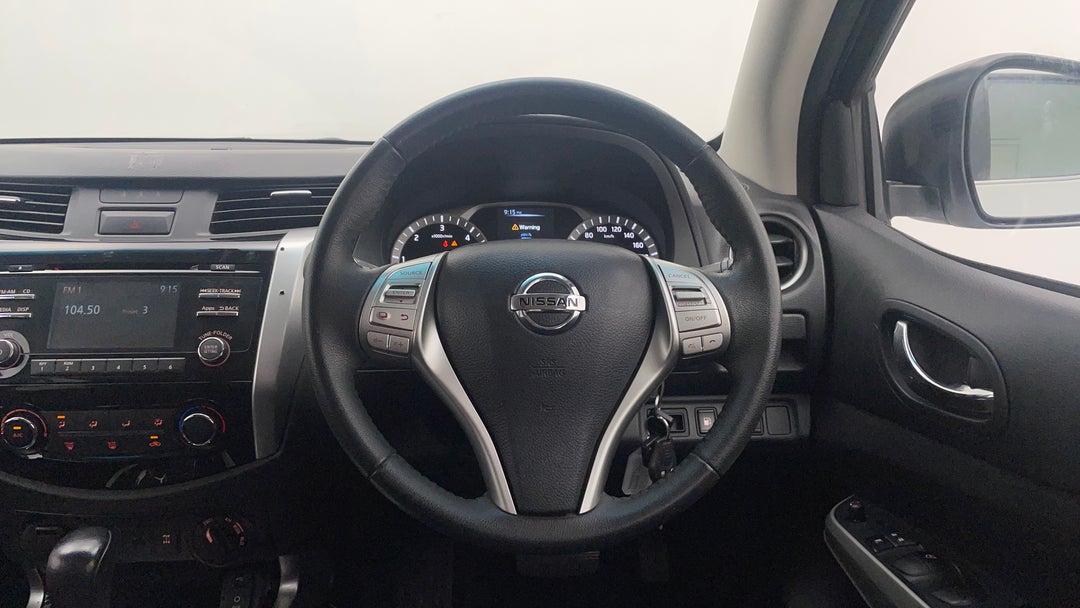 2015 Nissan Navara St (4x4), Automatic, 136655 km, Steering Wheel Close-up