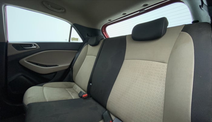 2015 Hyundai Elite i20 ASTA 1.2, Petrol, Manual, 65,092 km, Right Side Rear Door Cabin