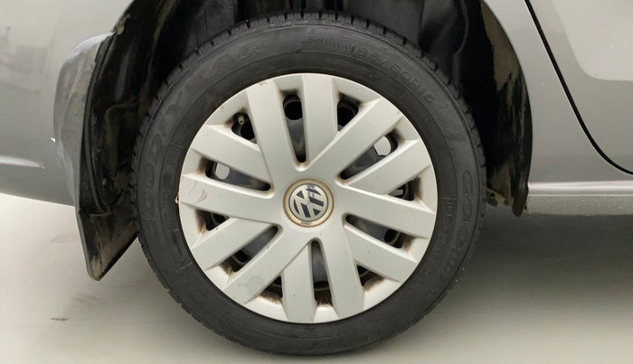 2013 Volkswagen Vento COMFORTLINE MT PETROL, Petrol, Manual, 50,898 km, Right Rear Wheel