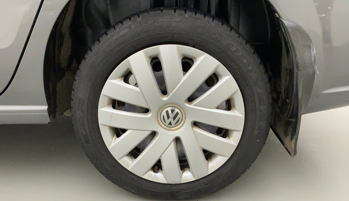2013 Volkswagen Vento COMFORTLINE MT PETROL, Petrol, Manual, 50,898 km, Left Rear Wheel