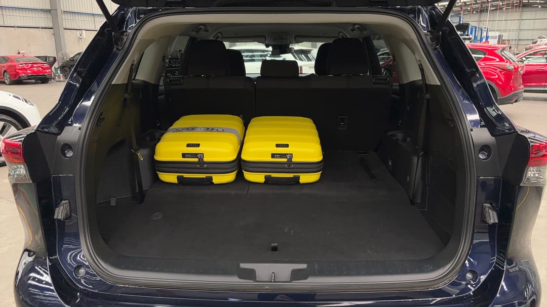 2022 Toyota Kluger Gx 2WD, Automatic, 62212 km, Boot Inside View with Luggage