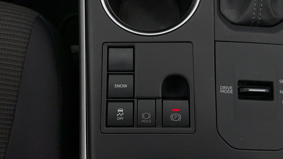 2022 Toyota Kluger Gx 2WD, Automatic, 62212 km, Handbrake