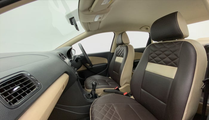 2017 Volkswagen Ameo COMFORTLINE 1.2L, Petrol, Manual, 65,371 km, Right Side Front Door Cabin