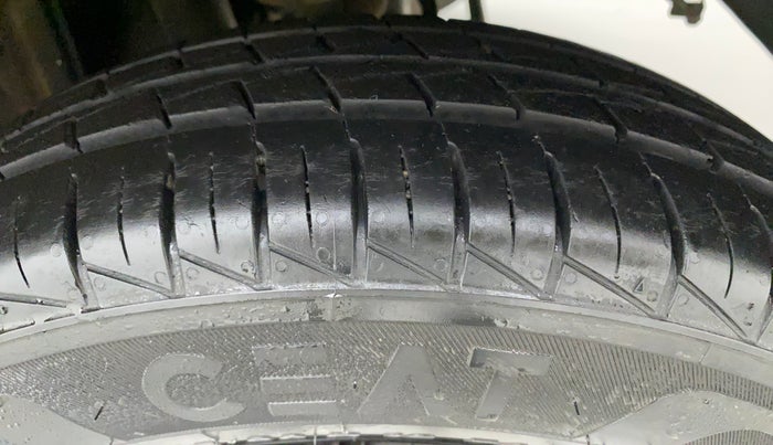 2019 Maruti Alto LXI, Petrol, Manual, 10,180 km, Left Rear Tyre Tread